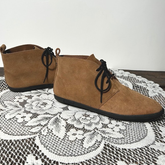 Esprit Lace Up Ankle Boots Womens Size 7 Brown Suede Leather Oasis Chukka Look - Picture 2 of 7